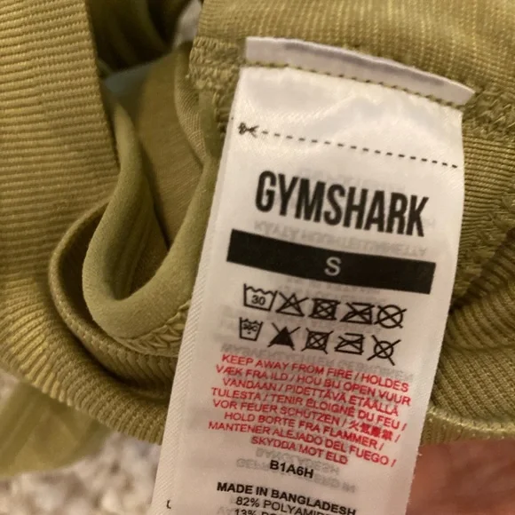 Gymshark seamless Green army print Sports Bra - Picture 6 of 6